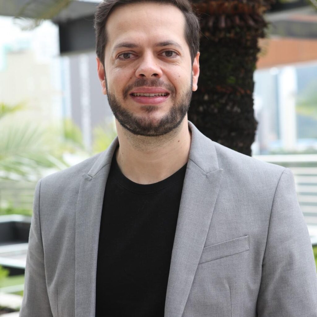 Héderson Cassimiro é novo presidente da Acibalc