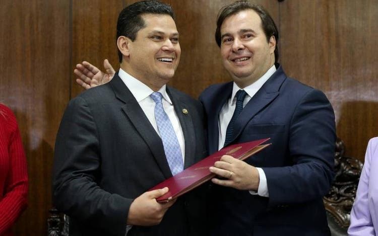 STF veta possibilidade de Maia e Alcolumbre serem reeleitos para presidir Câmara e Senado