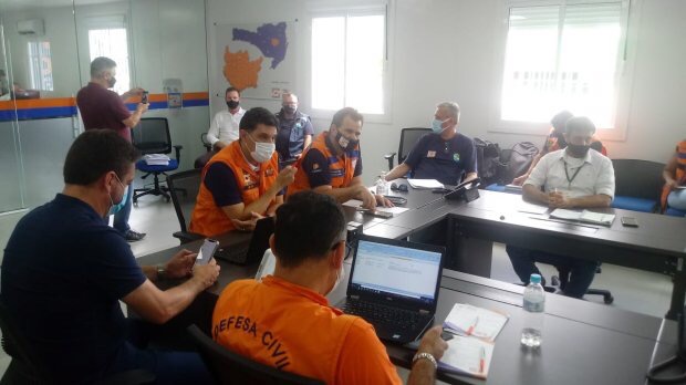 Equipes do governo do Estado trabalham nos municípios do Alto Vale atingidos pelas enxurradas