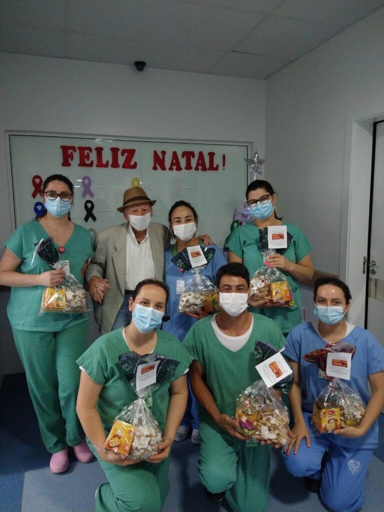 Paciente presta homenagem durante sessão de quimioterapia