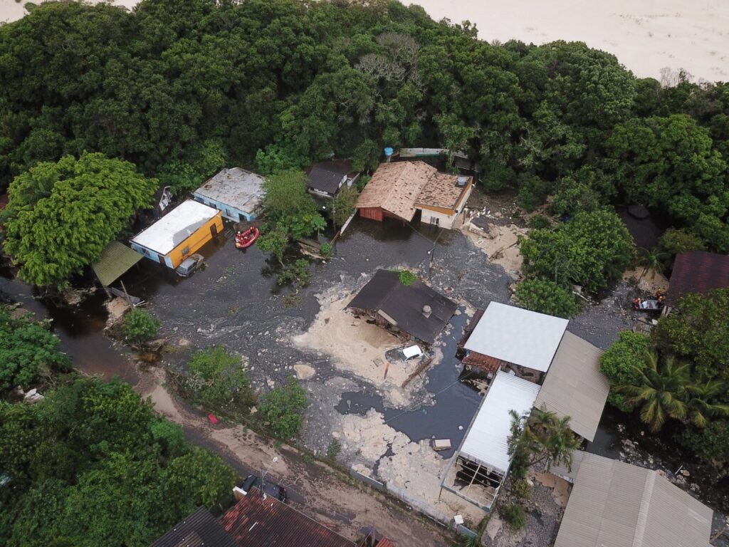 Casan é multada em R$ 15 milhões após rompimento na Lagoa da Conceição