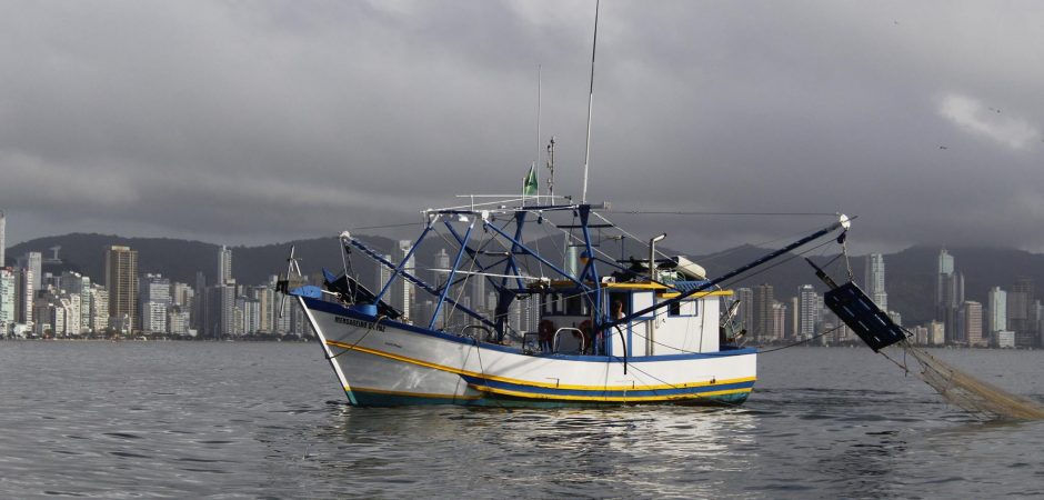 Secretário de Aquicultura visita Colônia de pesca