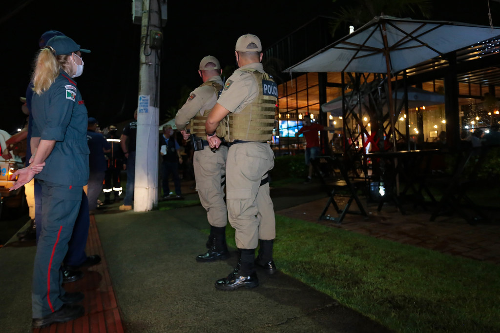 Mais de 4 mil estabelecimentos foram fiscalizados no estado durante o final de semana