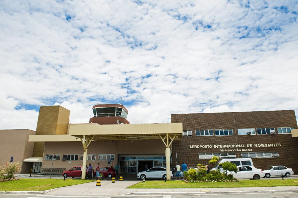 Estado apresenta pedido de impugnação do edital de concessão do aeroporto de Navegantes