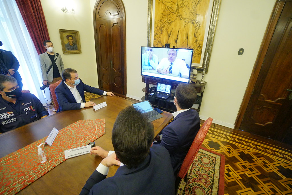Governadores dos três estados do sul anunciam cooperação mútua no enfrentamento da pandemia