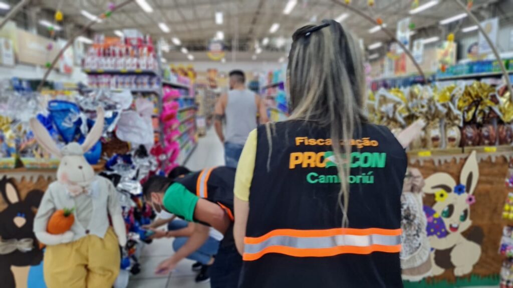 Procon de Camboriú fiscaliza preço dos ovos de Páscoa