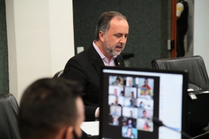 Frente parlamentar receberá dúvidas sobre mortes por Covid-19