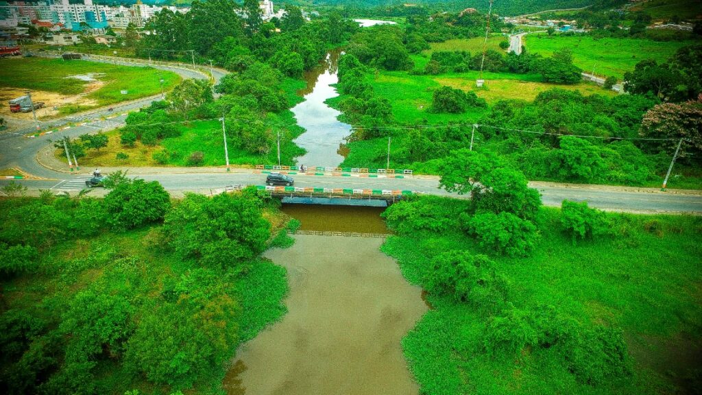 Entidades se unem para limpar o Rio Camboriú