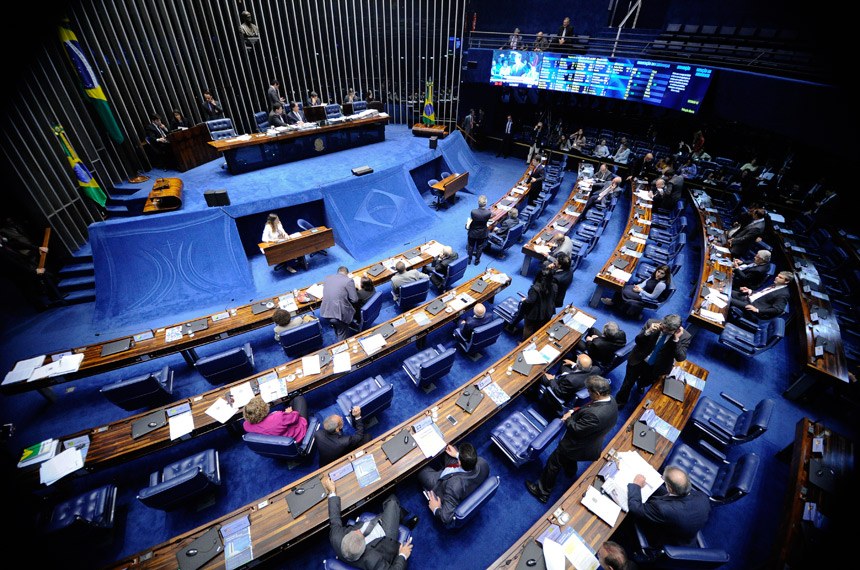 CPI da Covid-19 vai apurar atuação do governo Bolsonaro e repasses a Estados e municípios