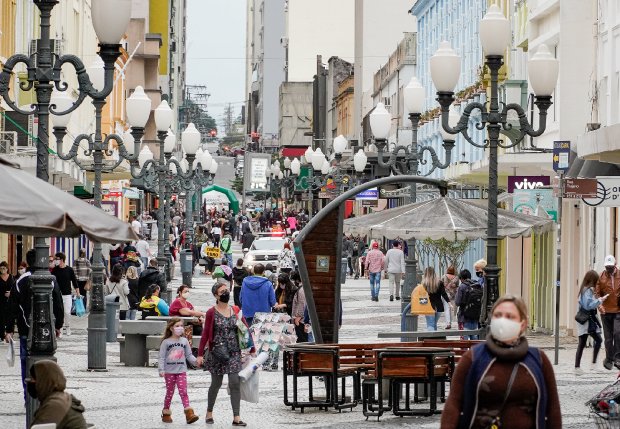 Mais Renda apoiará até 67 mil famílias catarinenses com R$ 900