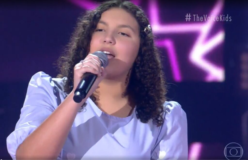 Moradora de Camboriú brilha no The Voice Kids