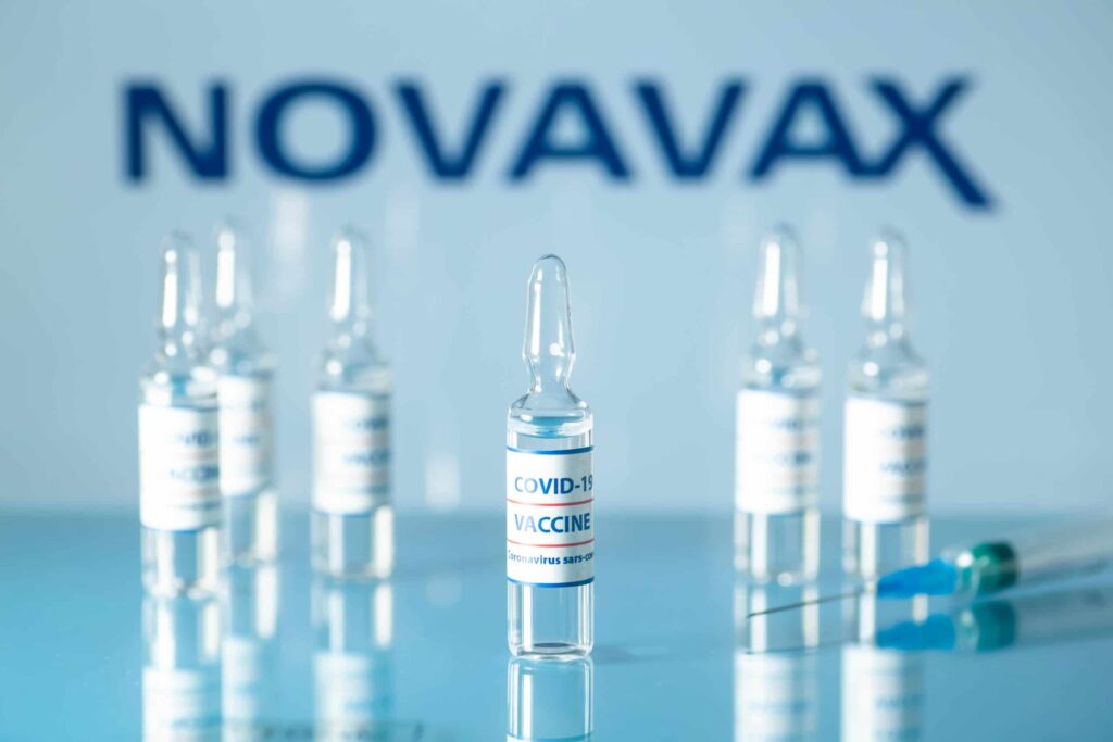 Vacina Novavax tem mais de 90% de eficácia em testes nos EUA