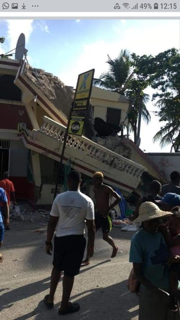 Terremoto de magnitude 7,2 deixa mortos no Haiti