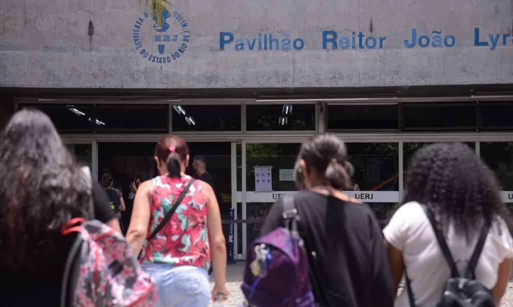 Começa nesta segunda-feira a matrícula para pré-selecionados na lista de espera do Prouni