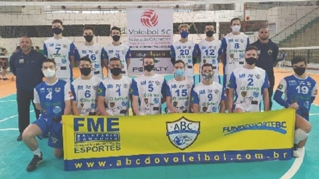 Balneário Camboriú disputa final do Catarinense de Voleibol neste domingo