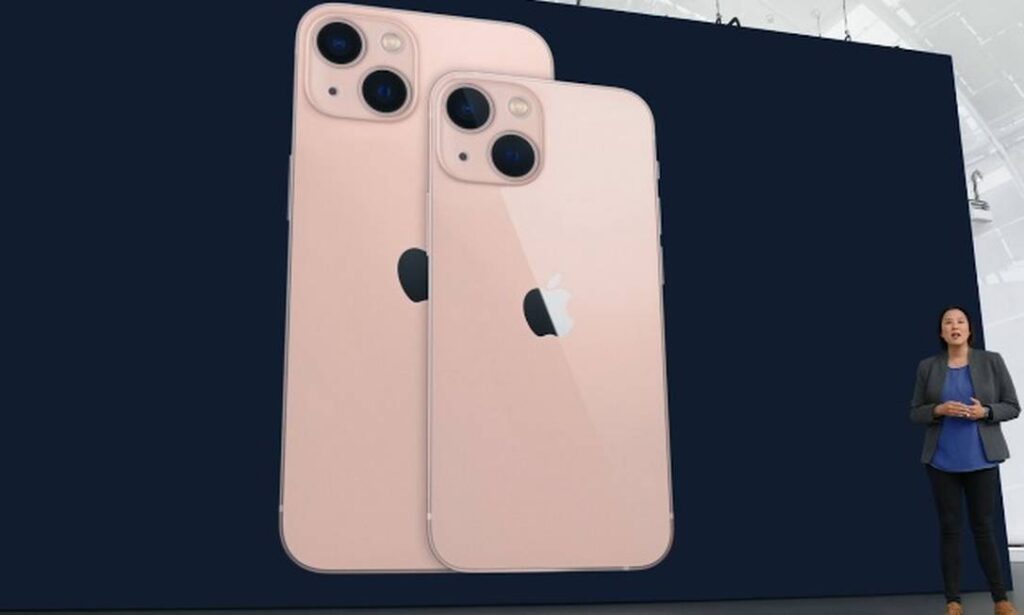 Apple lança iPhone 13 com nova disposição de câmeras traseiras