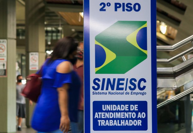Santa Catarina tem 9.3 mil vagas de emprego disponíveis pelo Sine