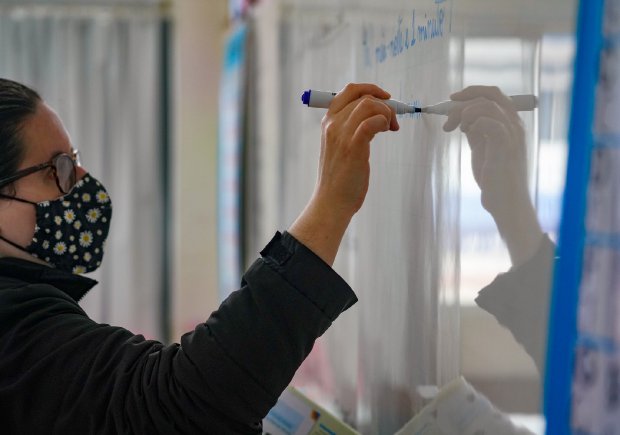 Educação do Estado chama 1,5 mil servidores efetivos