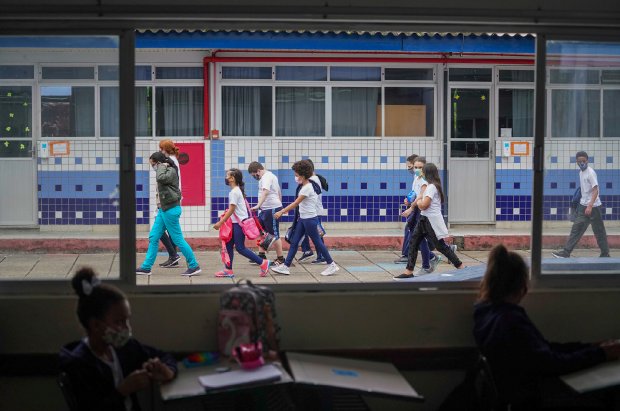 Entenda os regramentos vigentes em Santa Catarina para retorno das aulas presenciais