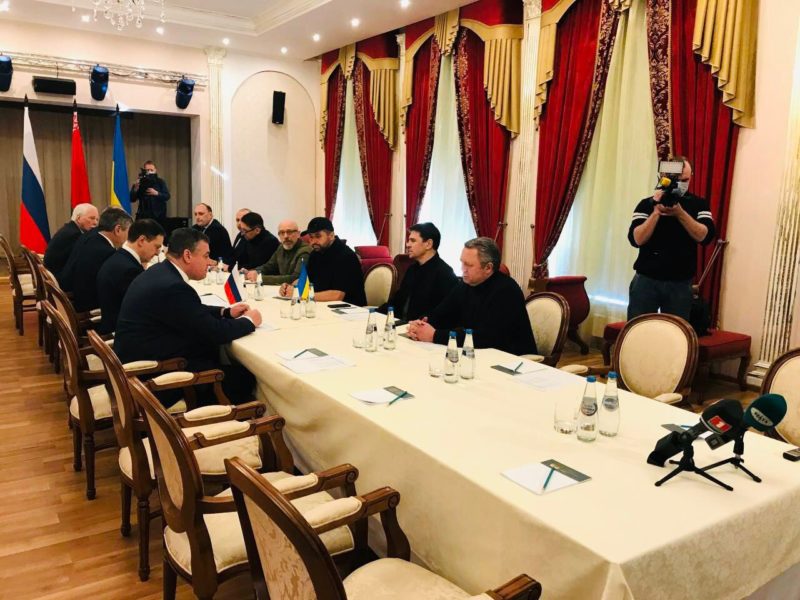Reunião entre Rússia e Ucrânia chega ao fim sem acordo e terá nova rodada de negociação