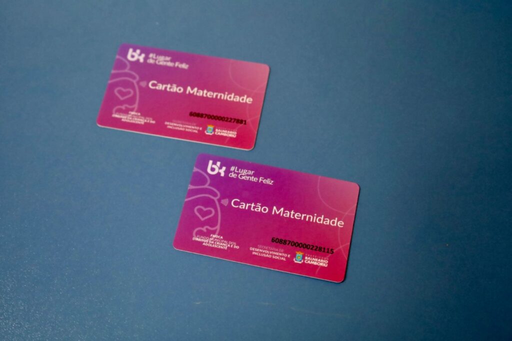 Gestantes inscritas em programas sociais recebem o Cartão Maternidade em Balneário Camboriú