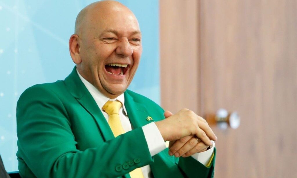 Luciano Hang anuncia que não será candidato ao Senado