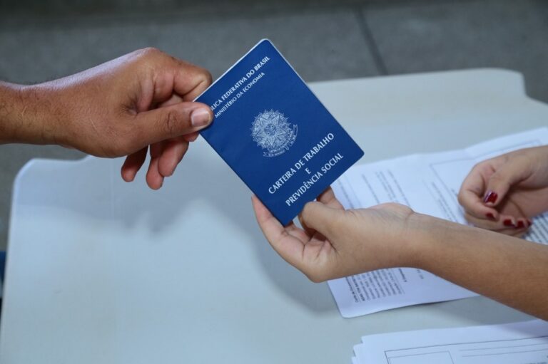 SINE de Camboriú divulga vagas de emprego