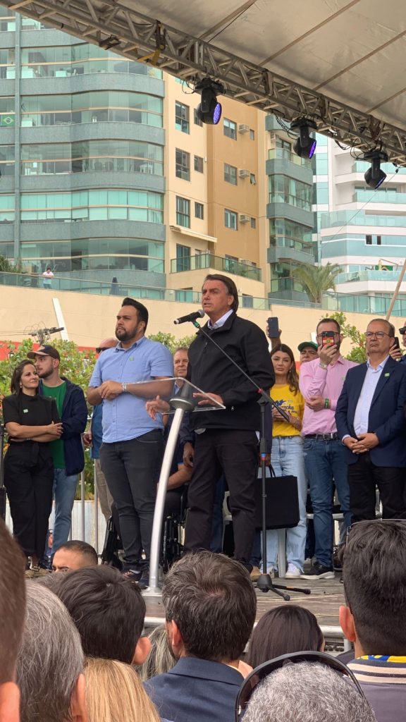 Marcha para Jesus lota Praia Central com a presença de Bolsonaro