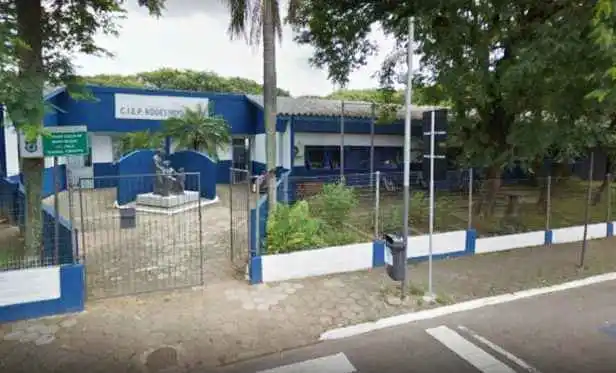 Comunidade convoca “Abraço ao CIEP” em protesto ao descaso da prefeitura com a escola
