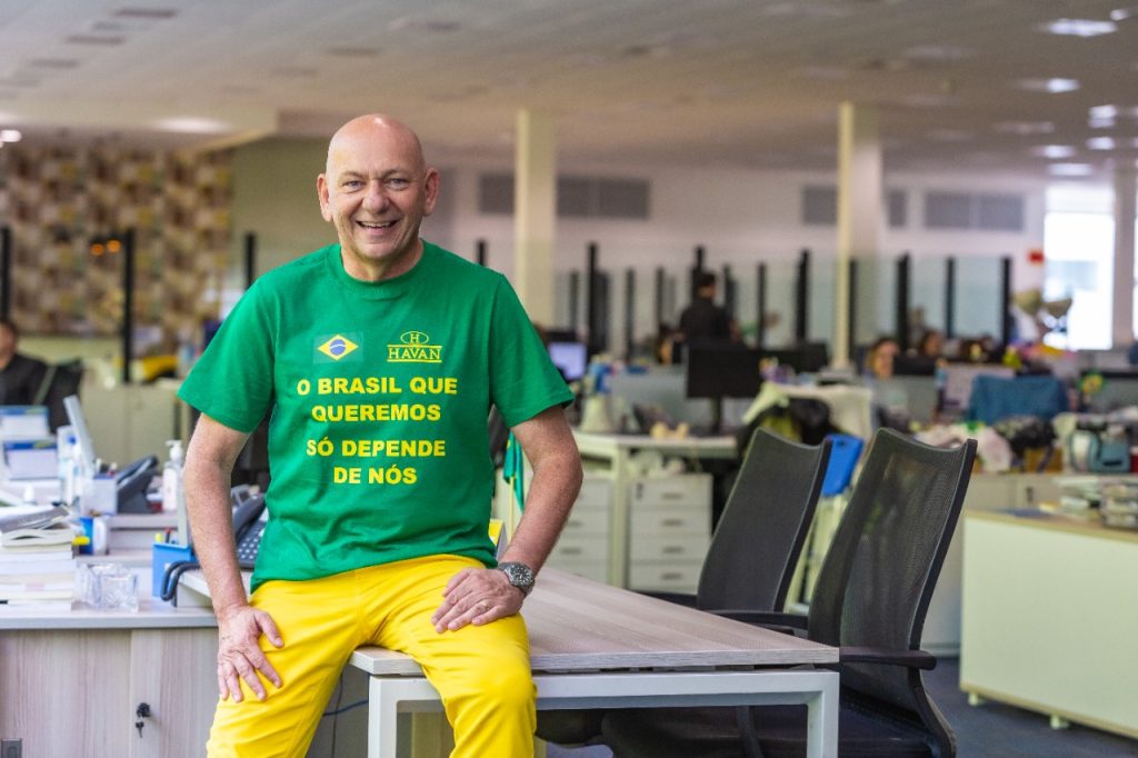 Luciano Hang, dono da Havan, escreve sua própria carta aberta a favor da democracia