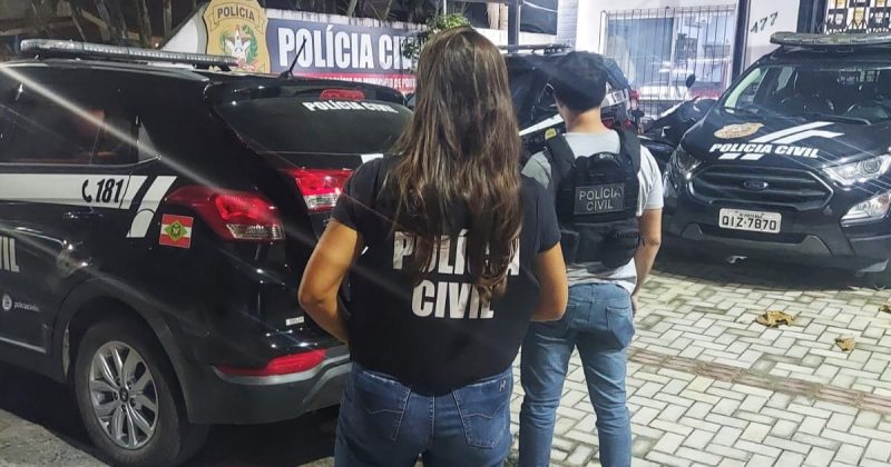 Motorista de aplicativo é preso por estuprar adolescente na saída da escola em porto Belo