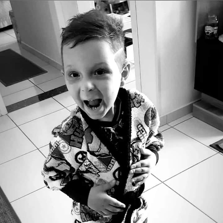 Luto: Morre o pequeno Arthur Inácio que lutava contra a Leucemia desde 2017
