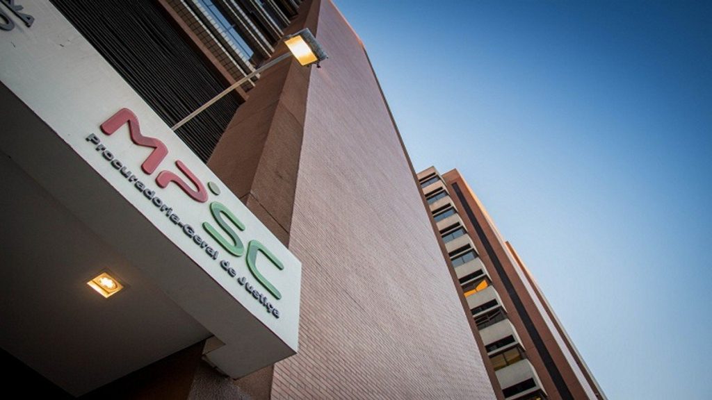 Não houve pedido de transporte aéreo no caso de paciente em Caçador