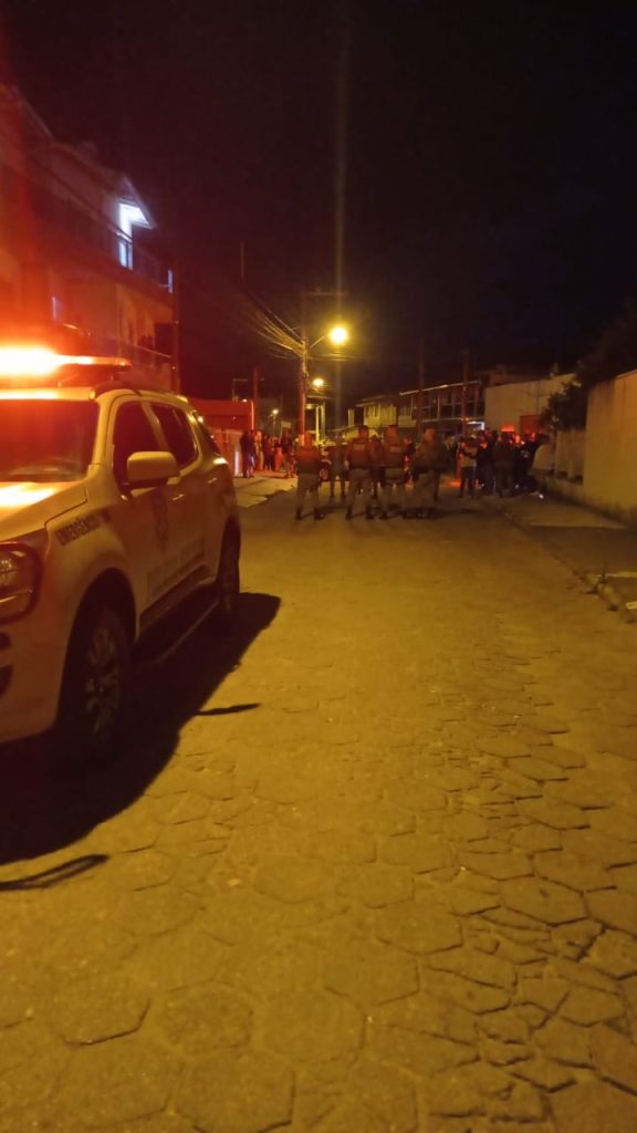 Presença do Ministro Barroso em Porto Belo causa revolta em moradores