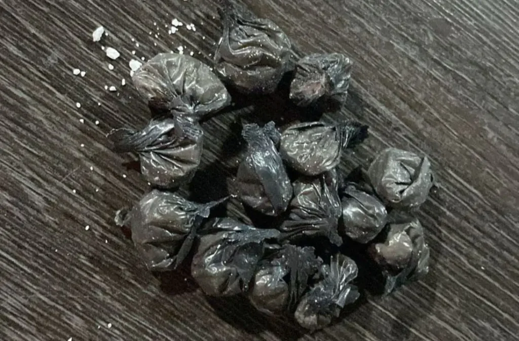 Traficante que vendia drogas em bar na Barra Sul é preso