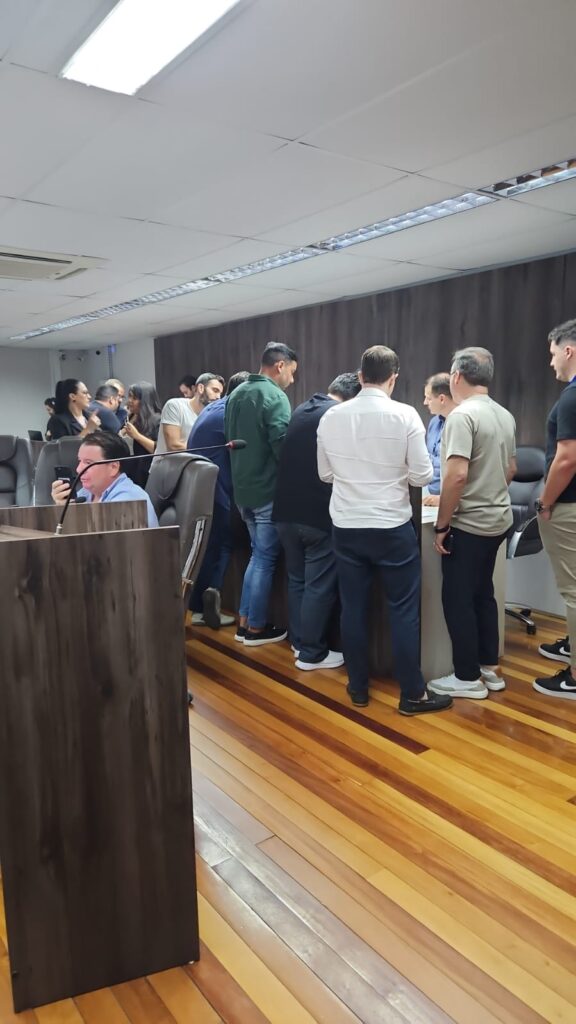 CPI da Emasa responsabiliza Douglas Costa Beber, Sérgio Juk e Submar