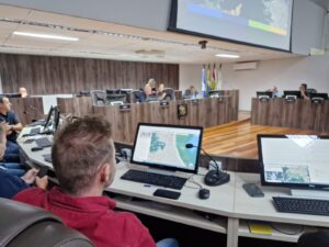 Secretário de Estado da saúde apresenta balanço do hospital Ruth Cardoso na Câmara de Vereadores