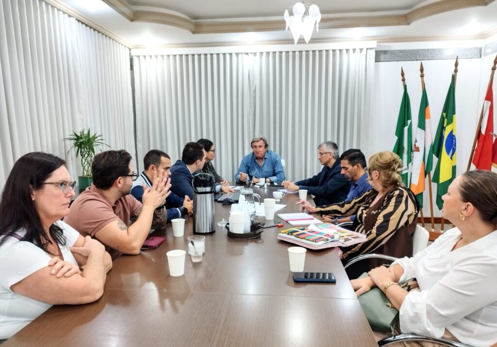 Prefeitura de Camboriú e Sindicato dos Servidores Municipais se reúnem para ajustar demandas
