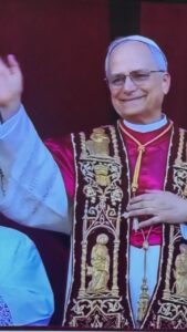 Cardeal Robert Prevost é o novo papa Leão 14