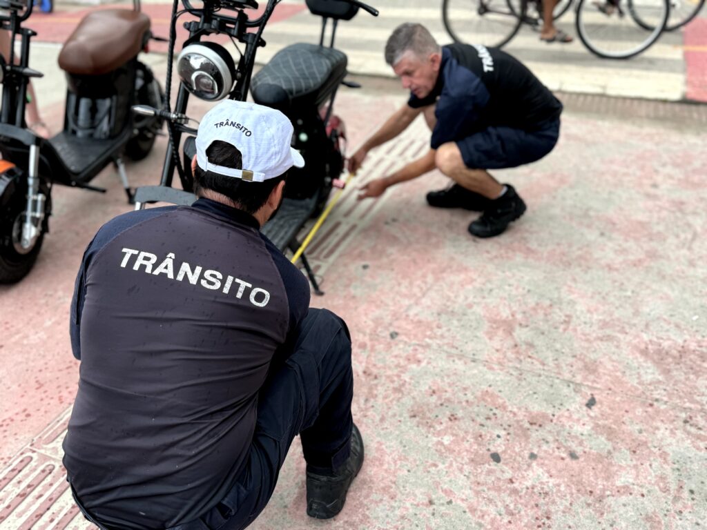 Assinado decreto que reforça regras de segurança e circulação para patinetes e demais autopropelidos em Balneário Camboriú