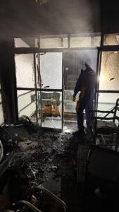 Incêndio em apartamento deixa homem gravemente ferido em Balneário Camboriú