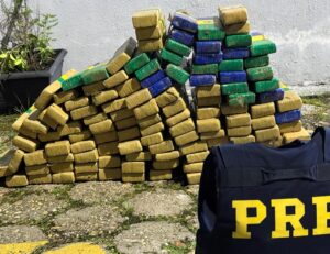 Homem é preso com mais de 111 quilos de maconha em Balneário Camboriú