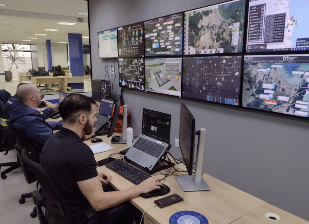 Equipes da Águas de Camboriú atuam 24 horas, sete dias por semana 