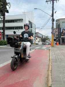 Camboriú regulamenta uso e fiscalização de veículos elétricos individuais