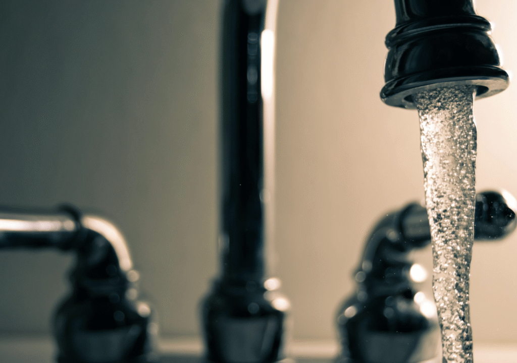 Estações de recalque garantem a eficiência no transporte de água e esgotos 