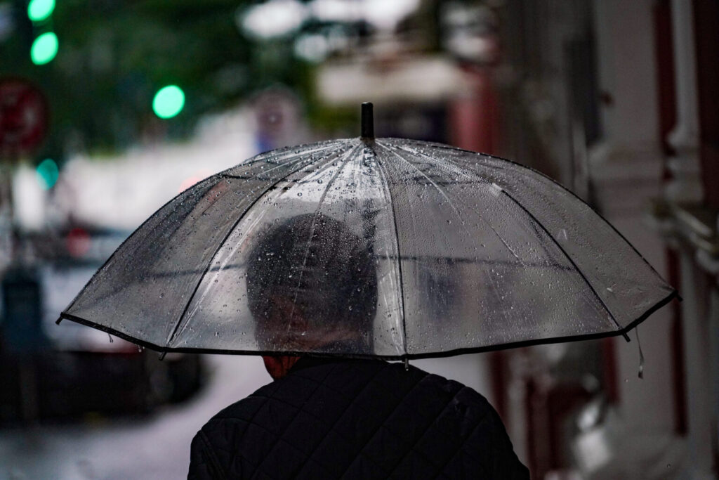 Alerta laranja do Inmet: 10 estados têm risco de chuva de 100mm e ventos fortes