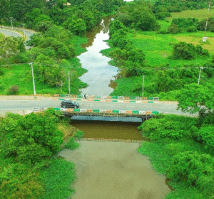 Águas de Camboriú recomenda não jogar lixo nos rios e praias 