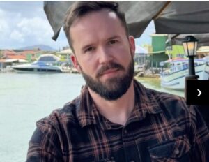 Jornalista é suspeito de matar marido a facadas