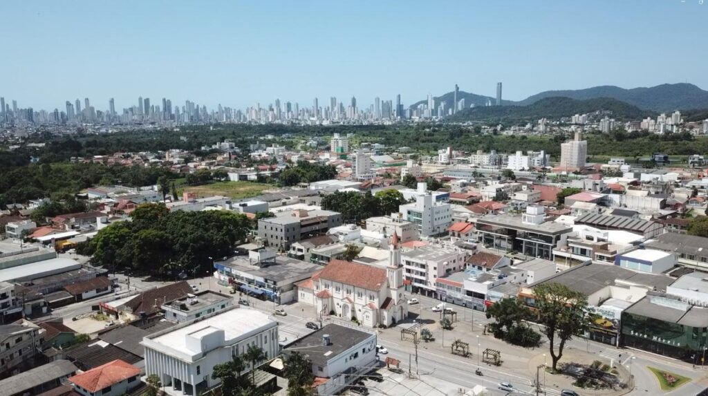 Tempo de normalização do abastecimento depende da localização do imóvel e da geografia de Camboriú 