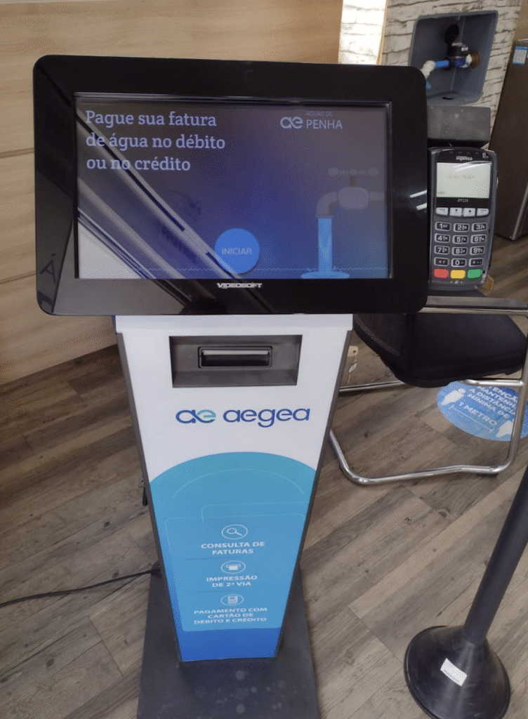 Águas de Camboriú oferece facilidades aos clientes com atendimento online e totem  